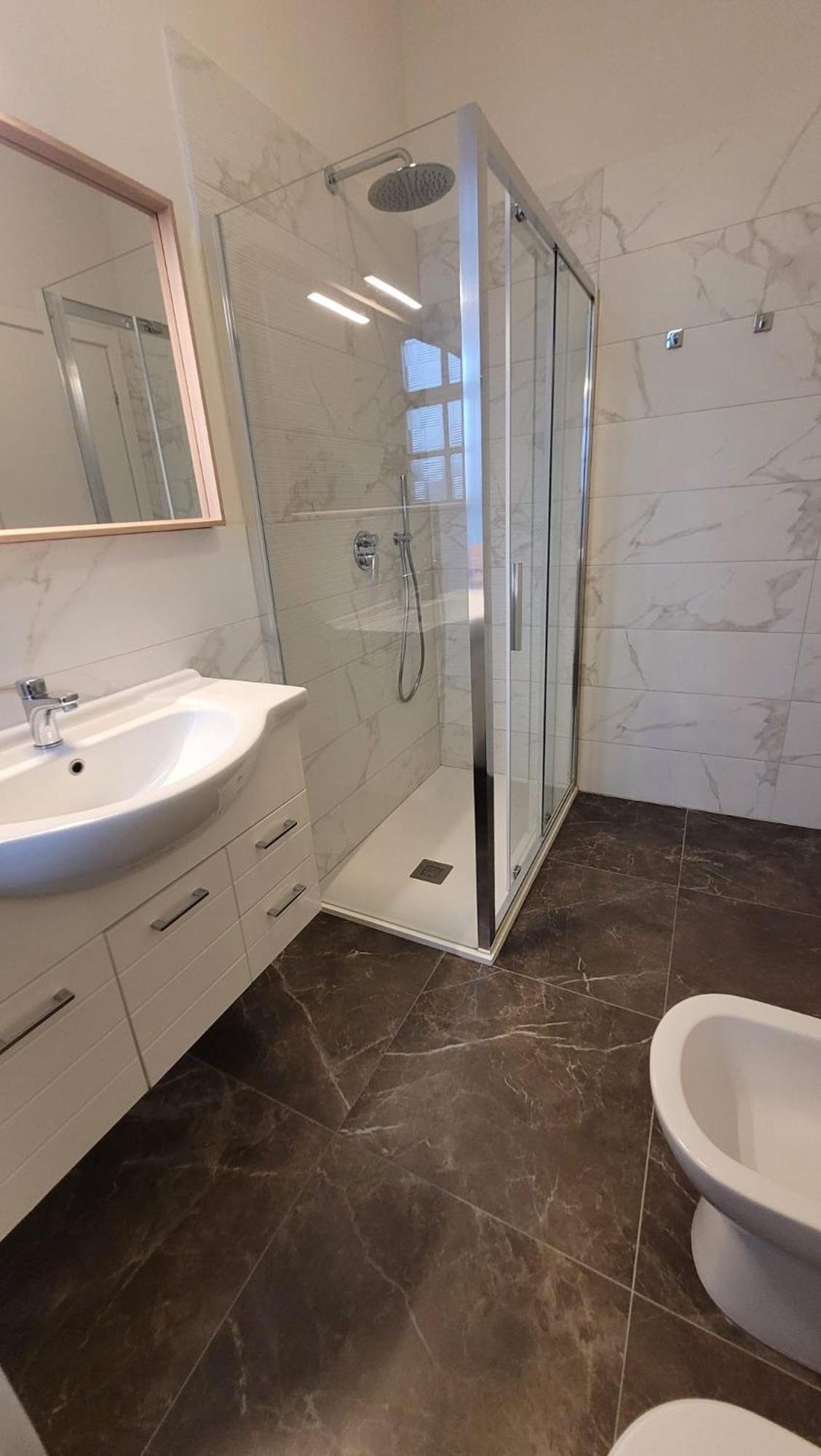 Apartment La Milanese, Appartamento Moderno Con Balcone - Metro Isola A 2 Min