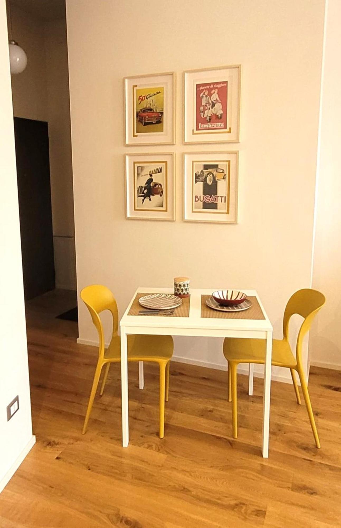 La Milanese, Appartamento Moderno Con Balcone - Metro Isola A 2 Min Apartment *
