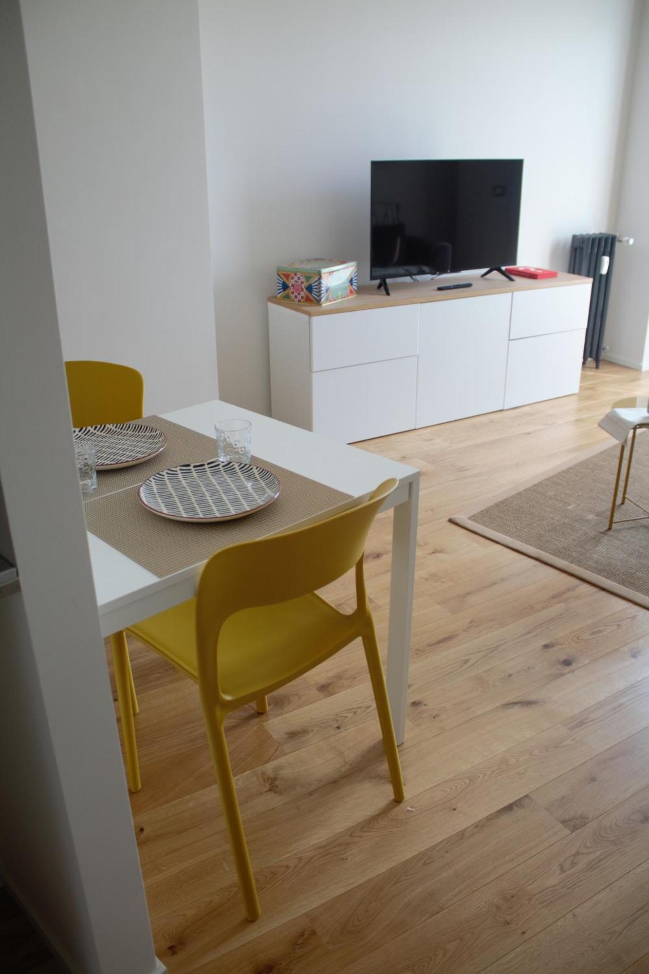 Appartamento La Milanese, Appartamento Moderno Con Balcone - Metro Isola A 2 Min Milano